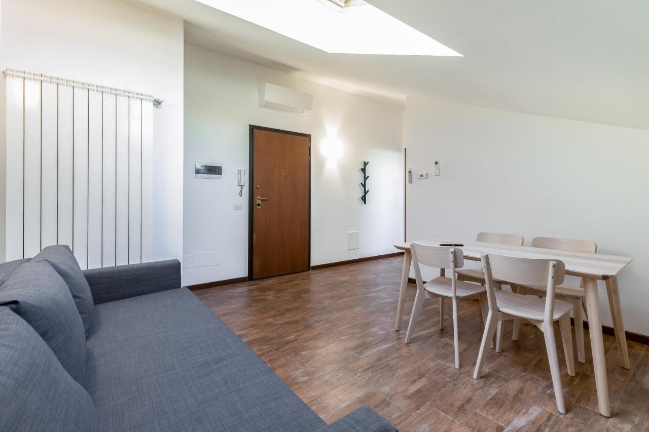 Alessia'S Flat - Affori Lägenhet Milano Exteriör bild