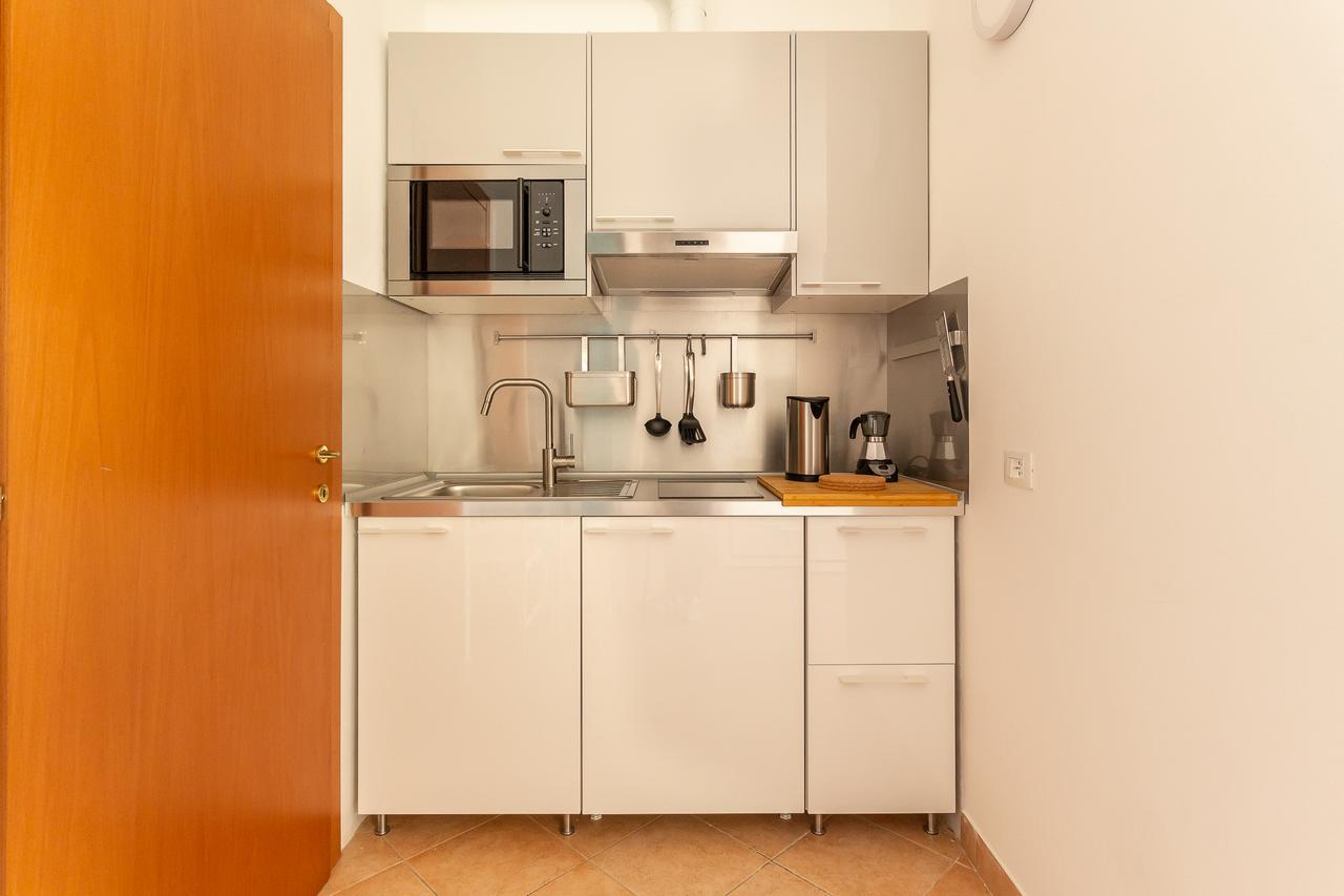 Alessia'S Flat - Affori Lägenhet Milano Exteriör bild